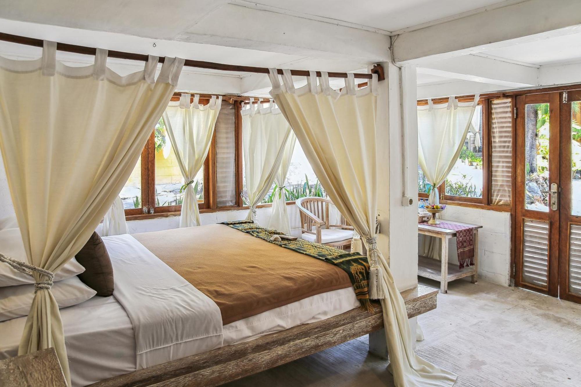 Cemara Beachfront Suite Mondu Extérieur photo